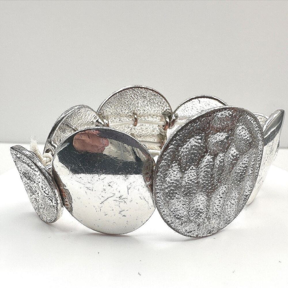 Vintage 90s Silver Tone Hammered Disk Stretch Bracelet Boho Statement Jewelry